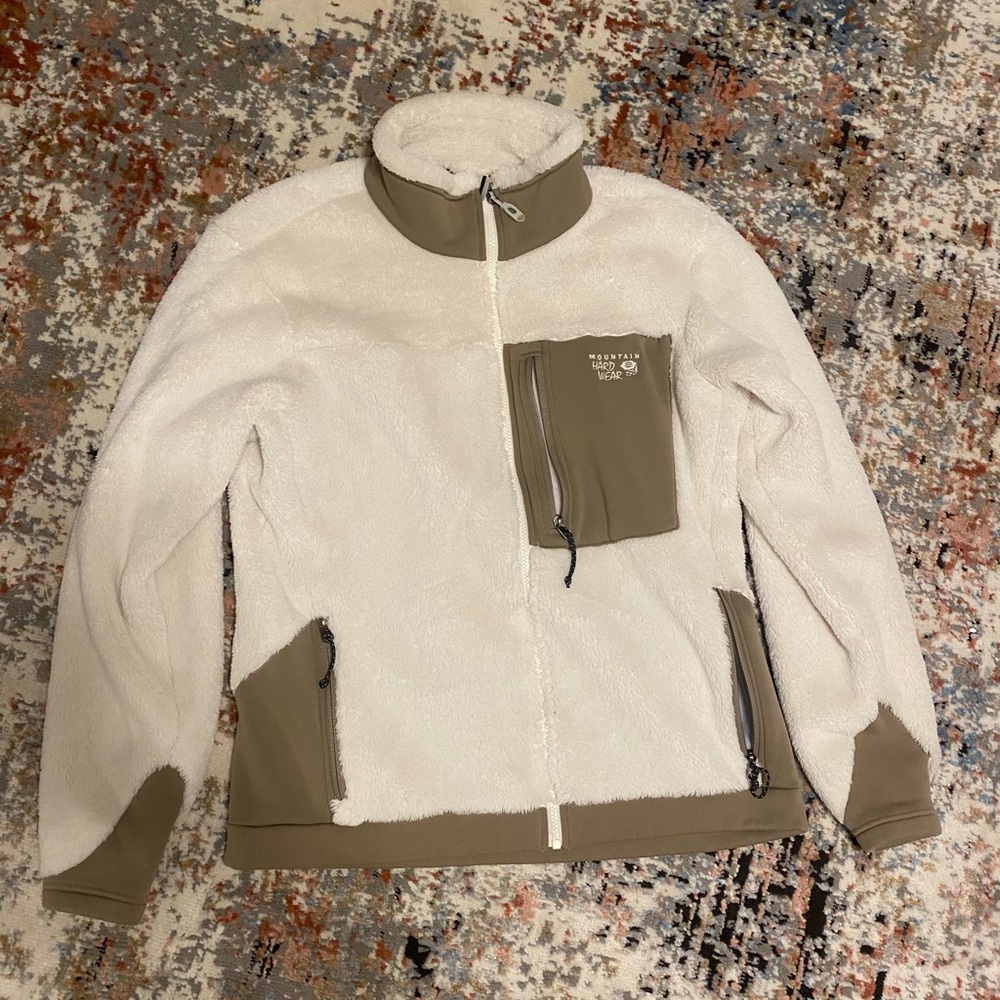 mountain hardware jacket